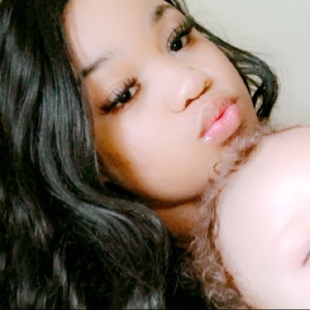 Meet your Posher, Amaria